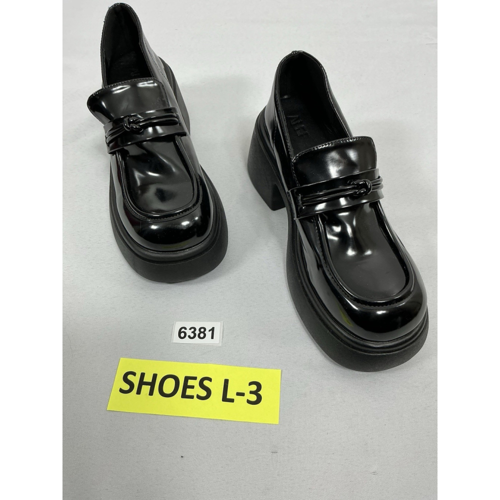 Womans ALGF Slipon Chunky Loafers Size 9 Black NWOT